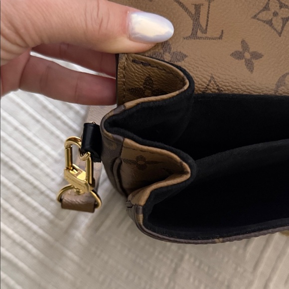 Louis Vuitton Pochette Métis reverse - Picture 6 of 14